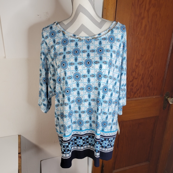 NWT Womans Dana Buchman Hardware top Silver Hardware at neckline Size XL - Picture 2 of 12